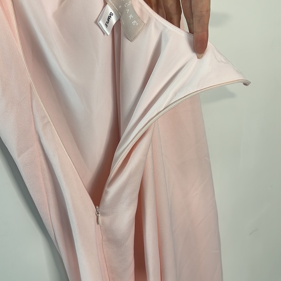 keepsake, one shoulder dress - Picture 6 of 7